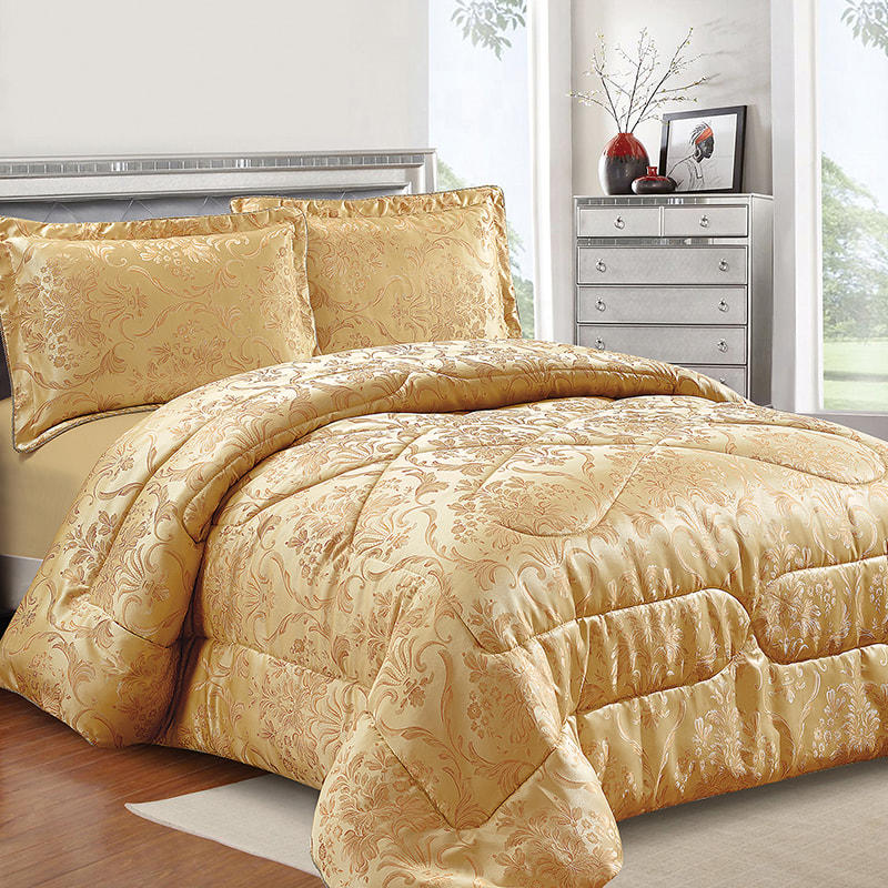 Sheila Gold Jacquard Comforter