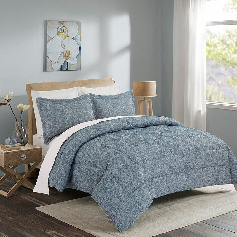 Vivien Blue Jacquard Comforter